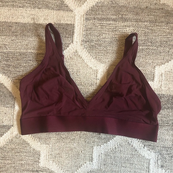 Parade Intimates & Sleepwear New Parade Plunge Bralette Size 2